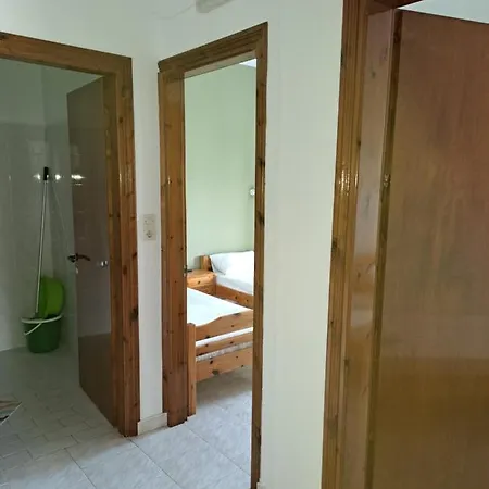 Apartamento Eleni House Vrasná Exterior foto