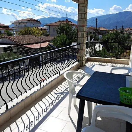 Apartamento Eleni House Vrasná Exterior foto
